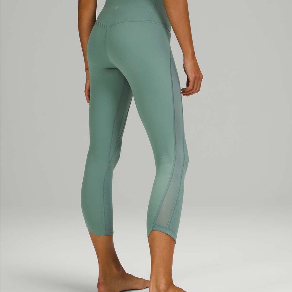 Teal Lululemon Capris Mesh